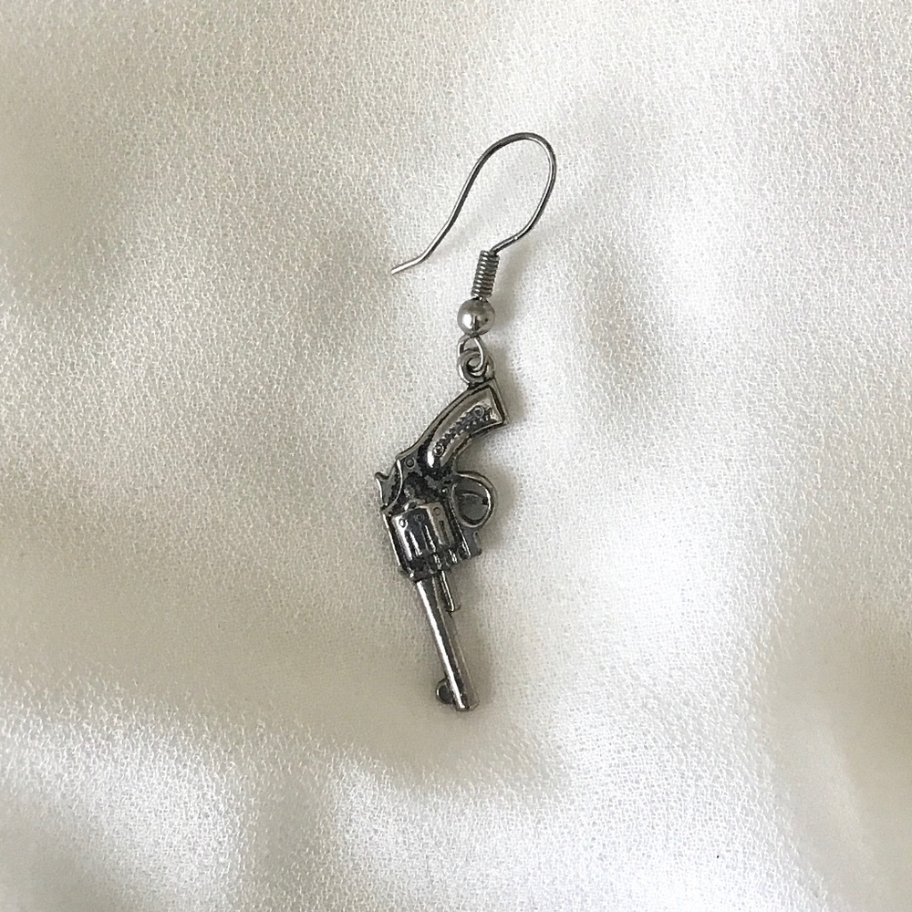Vintage Revolver Single Earring - Picture 2 of 2